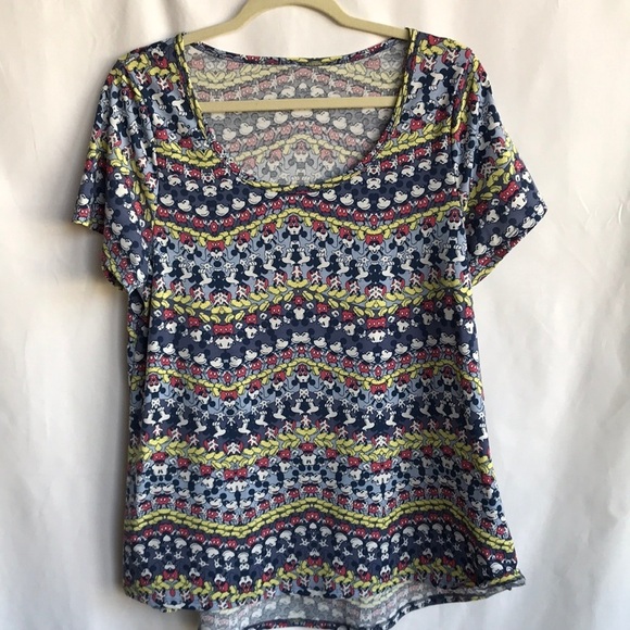LuLaRoe Mickey Mouse print high-low tee, size L - Picture 1 of 6